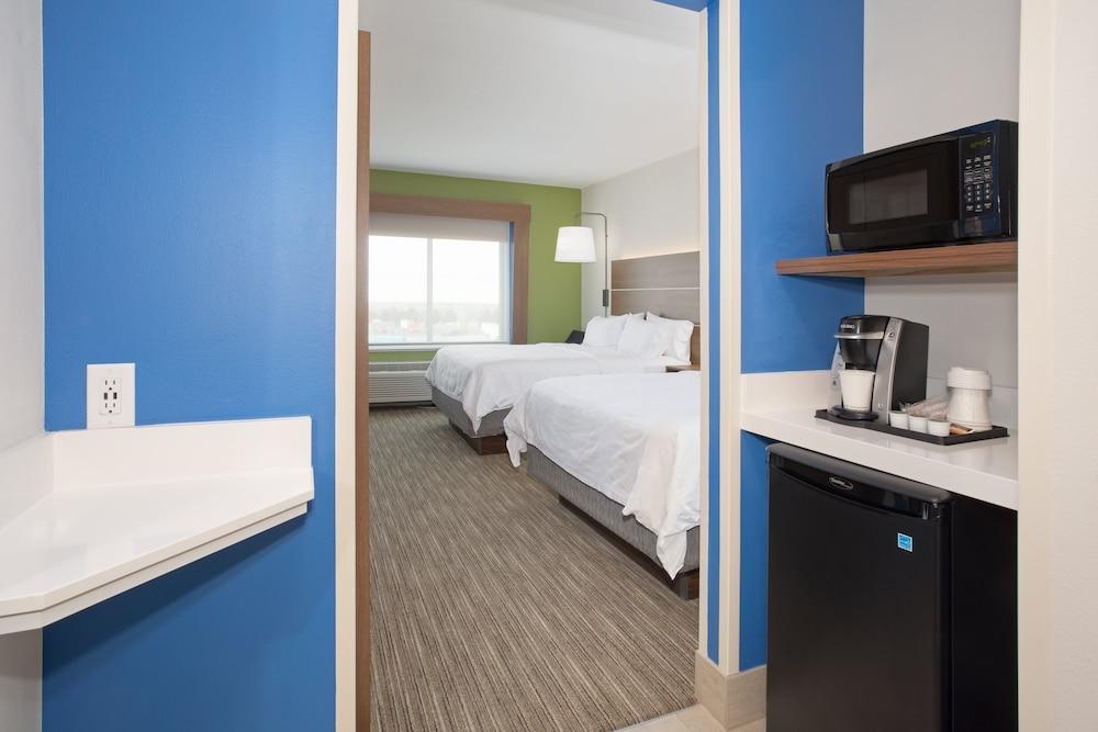 Holiday Inn Express & Suites Goodland I 70 by IHG photo 11