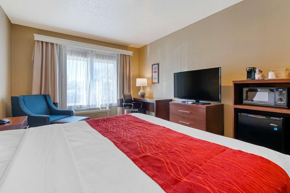 Comfort Inn Lathrop - Stockton Airport photo 14