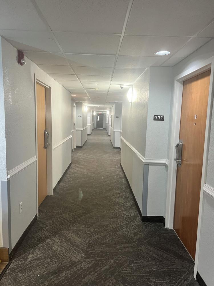 Quality Inn & Suites Biloxi - Ocean Springs photo 47