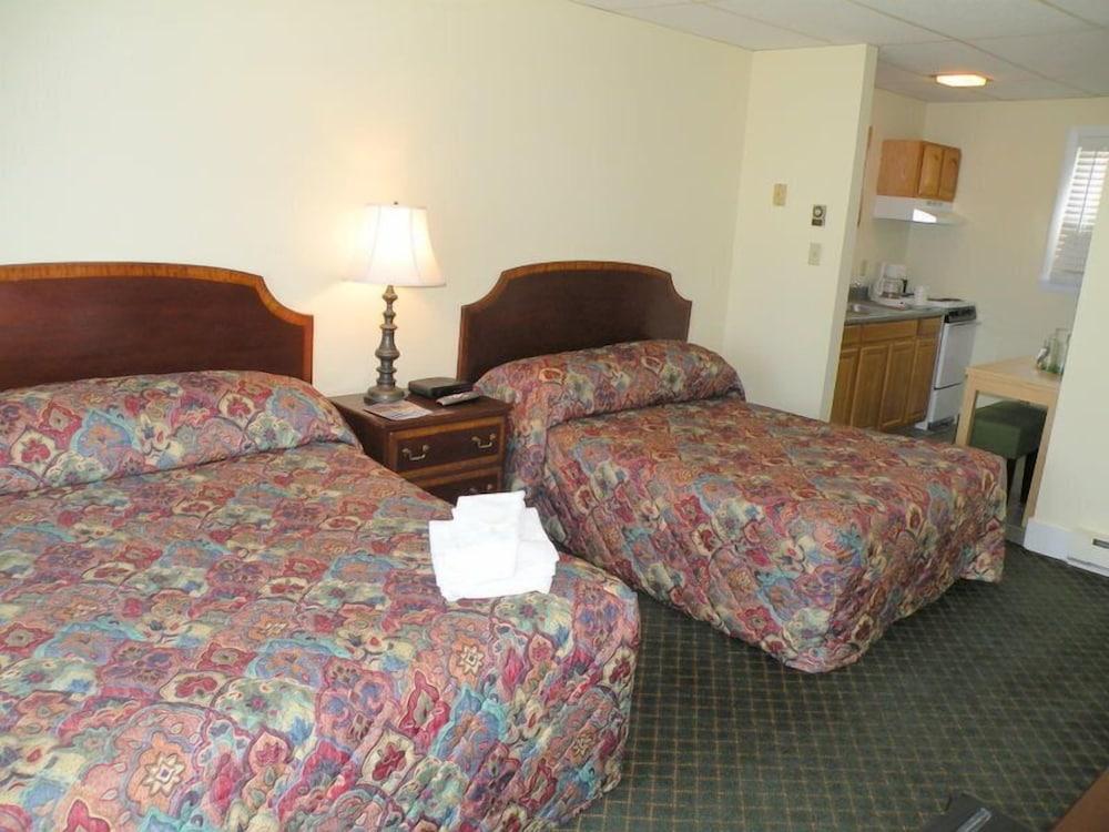The Pelham Resort Motel photo 61