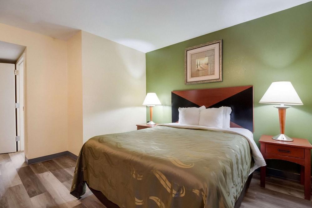 Quality Inn Baytown - Houston East photo 51
