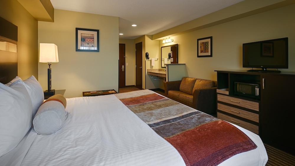 Best Western Rama Inn photo 5