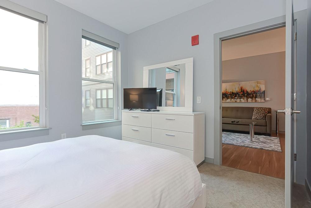 Global Luxury Suites Downtown Providence photo 27