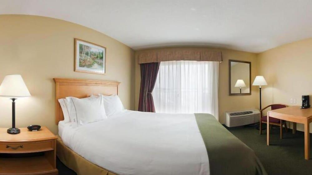 Holiday Inn Express Munising-Lakeview by IHG photo 16