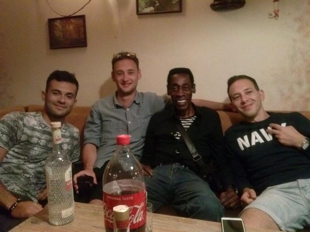 Avenues Hostel photo 7