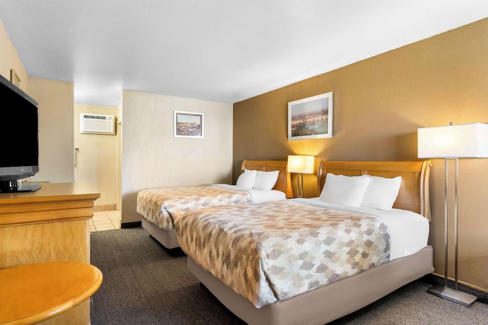 Americas Best Value Inn Yakima photo 18