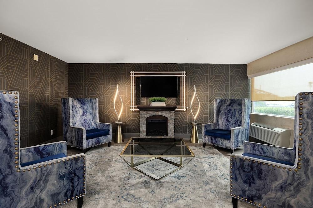 Verta Hotel McAllen Airport photo 3