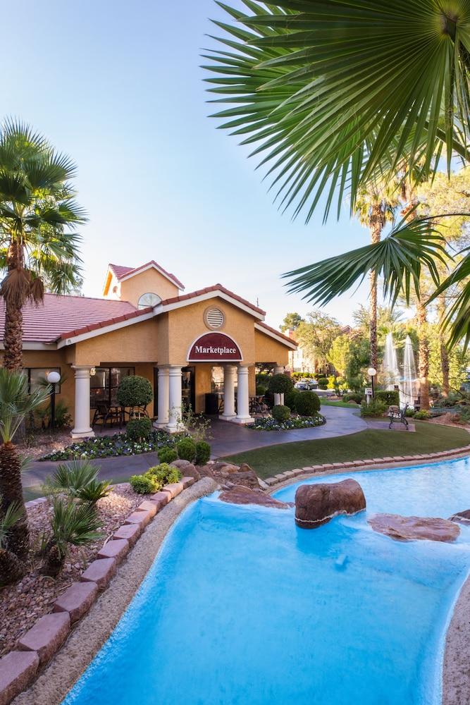 Westgate Flamingo Bay Resort photo 45