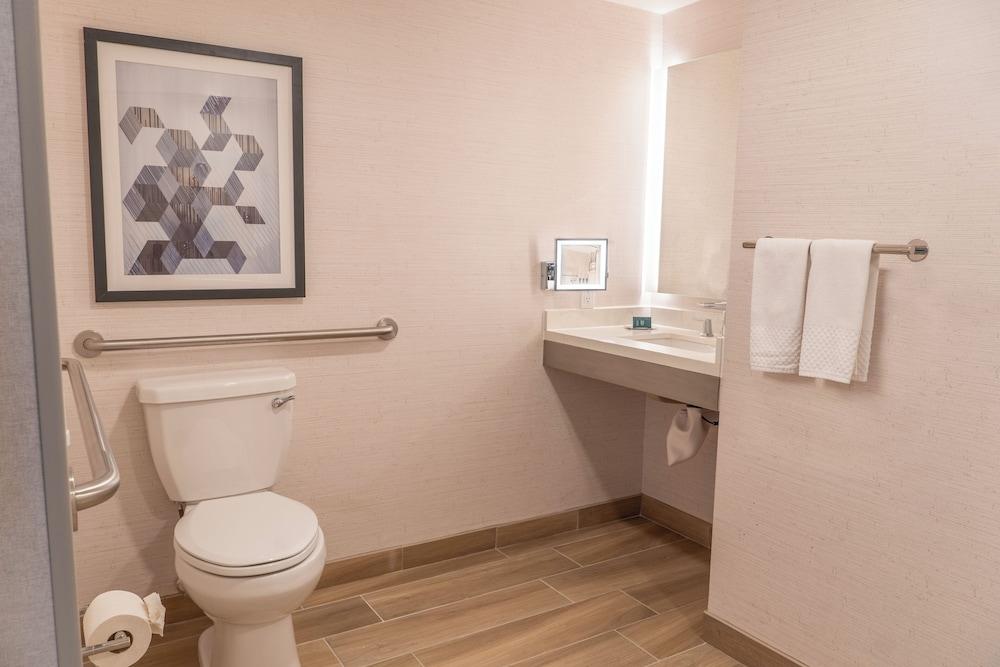 Orange County Hotel photo 19