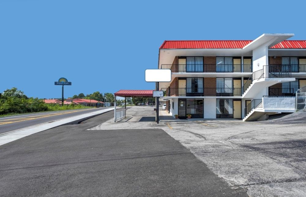 OYO Hotel Cleveland, TN photo 1