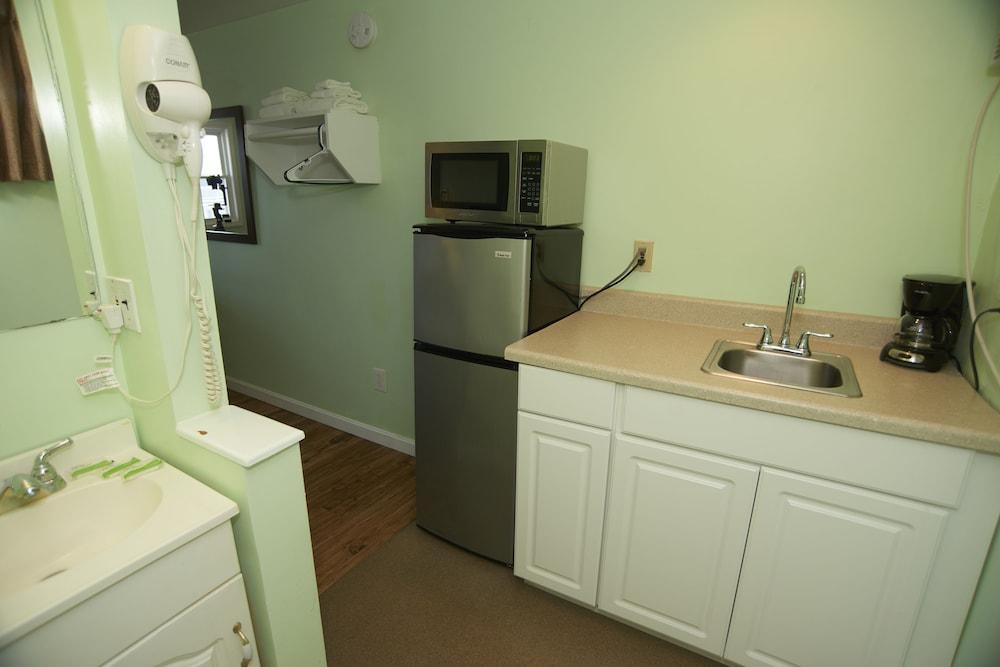 Marguerite Motel photo 43