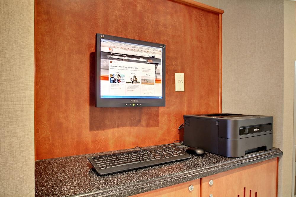 Holiday Inn Express Hurricane by IHG photo 32