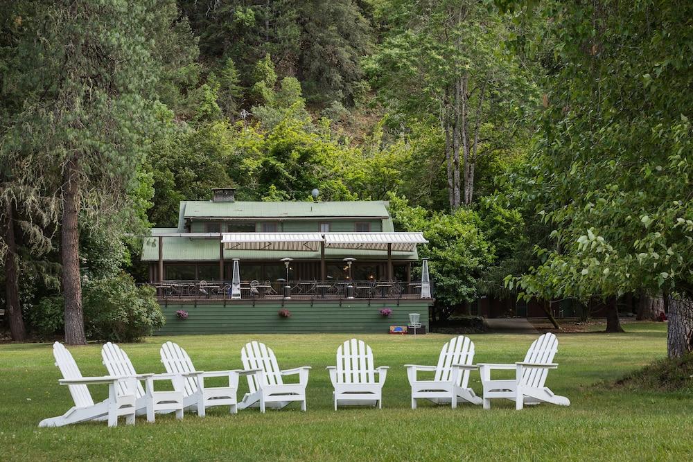 Morrison's Rogue River Lodge photo 7