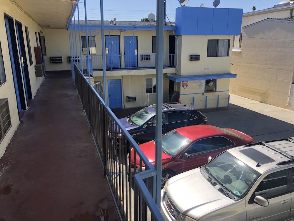 Kings Castle Motel photo 2