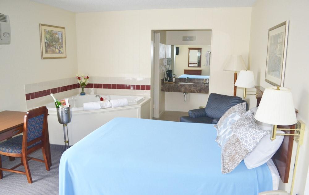 Main Street Lodge and Suites photo 26