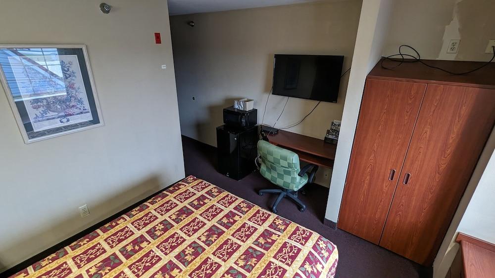 St Clair Inn and Suites photo 5