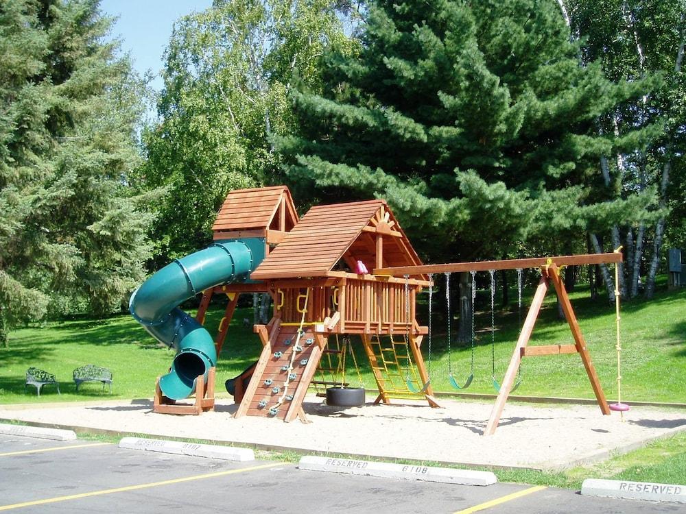 Kavanaugh's Sylvan Lake Resort photo 41