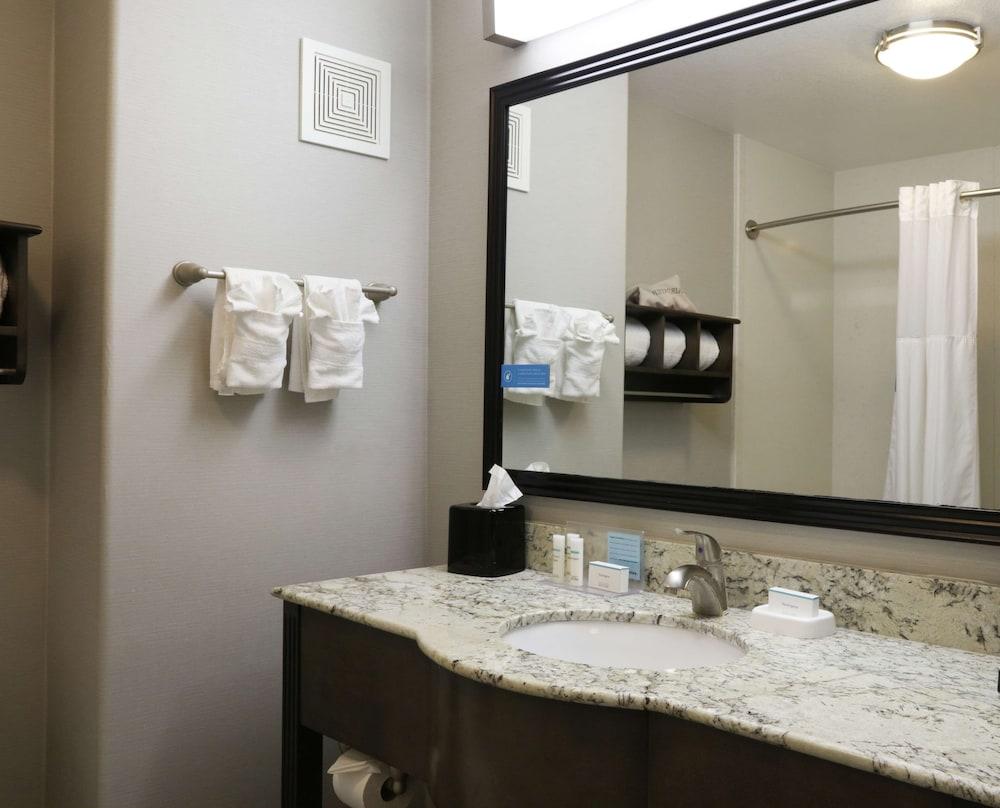 Hampton Inn & Suites Temecula photo 30