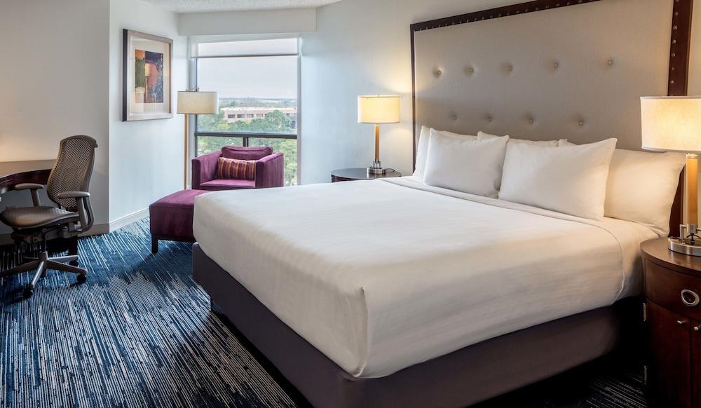 Sonesta Hotel Houston IAH Airport photo 30