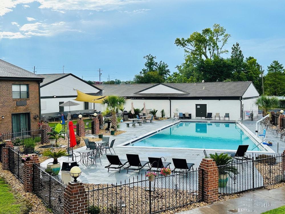 At Home Inn & Suites photo 57