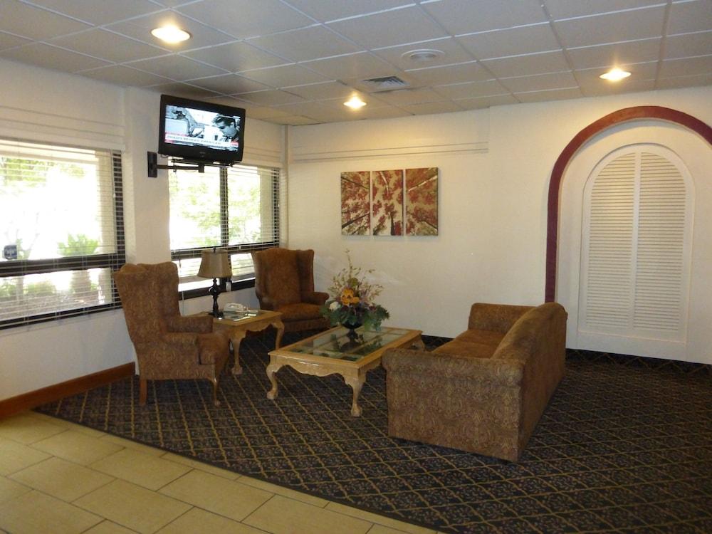 Red Roof Inn Montgomery - Midtown photo 6