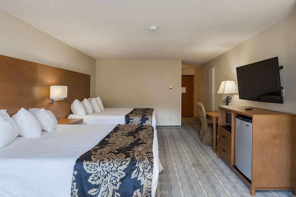 Shilo Inn Suites Hotel - Bend photo 8
