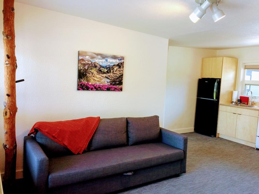 Heliotrope Hotel photo 26