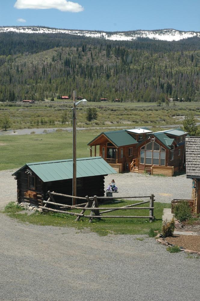 Lava Mountain Lodge photo 25