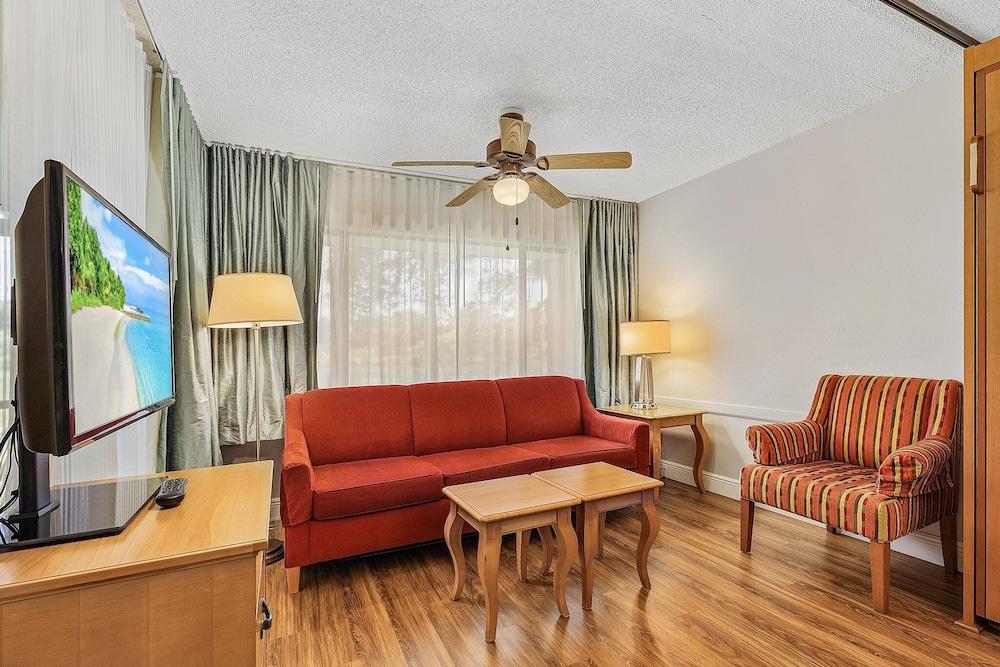 Lehigh Resort Club photo 18