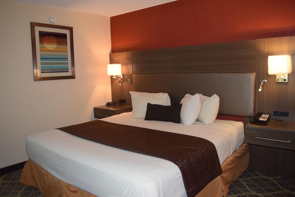 American Inn & Suites West Memphis I-40/I-55 photo 2