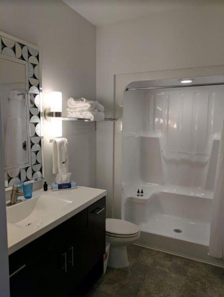 The Acorn Suites photo 28