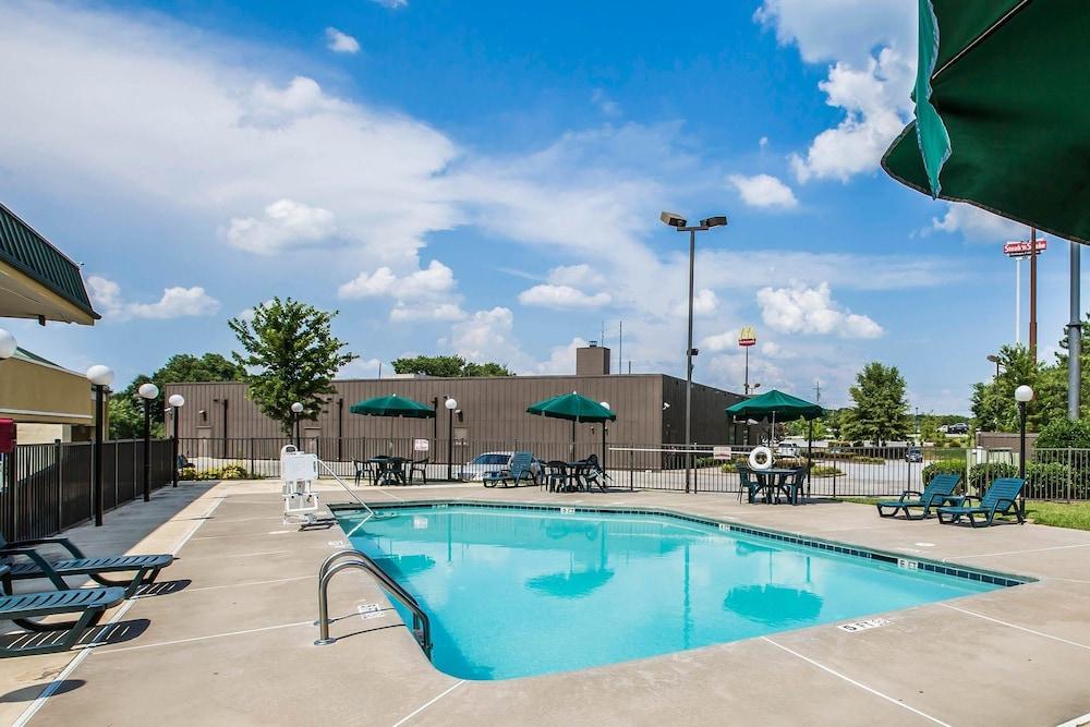 Quality Inn Madison photo 28