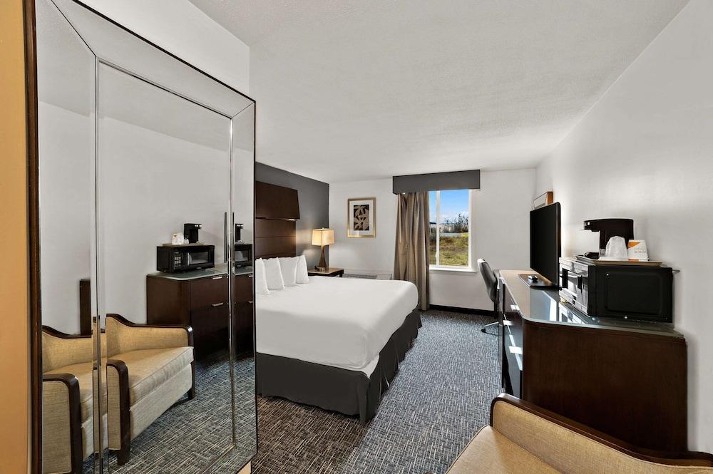 Quality Inn & Suites Caribou photo 44