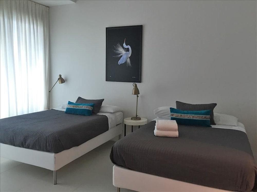 Soleil Apartments at Castle Beach Club photo 76