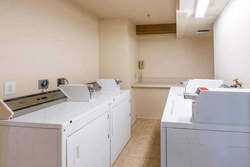 GreenTree Inn Houston IAH Airport photo 10