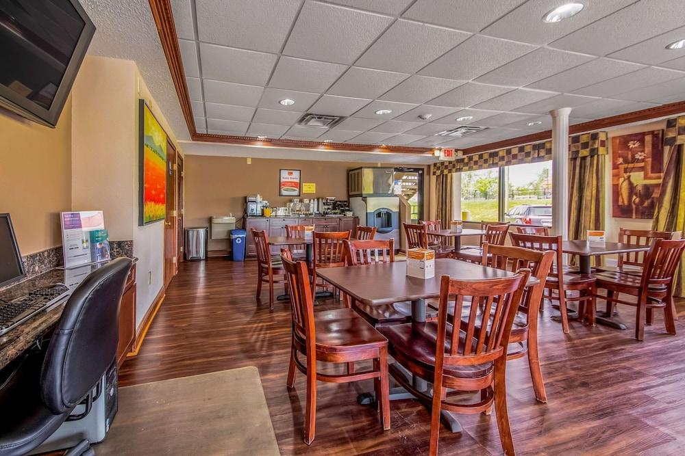 Econo Lodge Mount Laurel - Philadelphia East photo 22