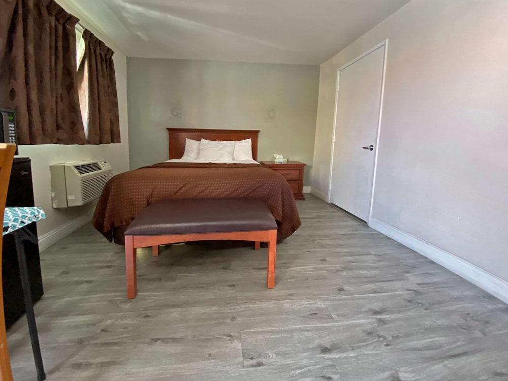 Rodeway Inn Ventura Midtown photo 22
