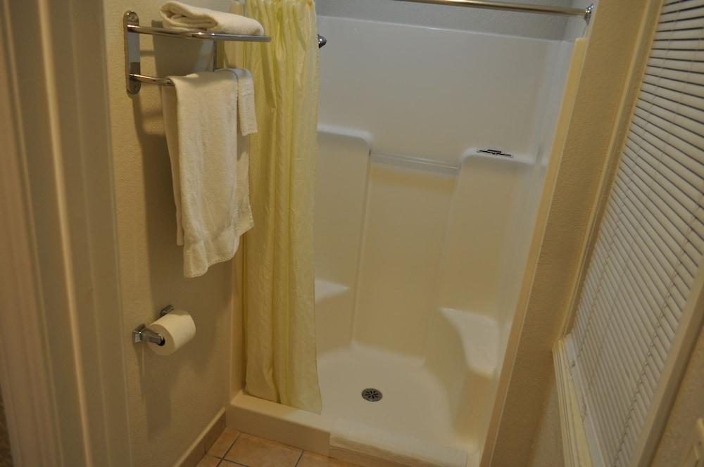 Santa Cruz Inn Riverside photo 18