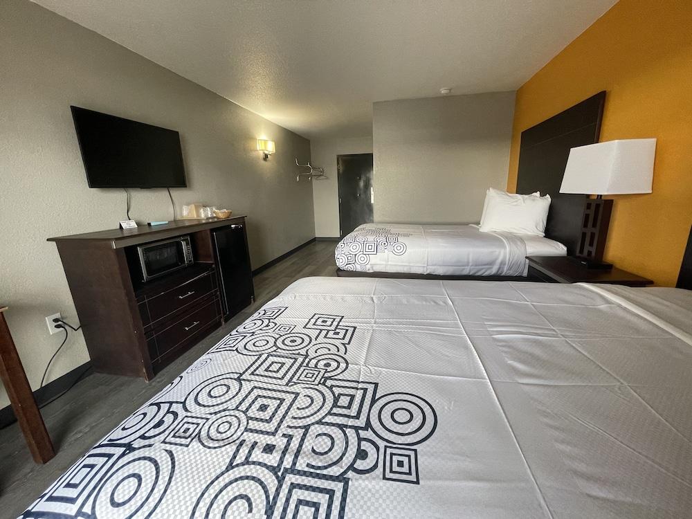 D'Arbonne Lake Motel photo 8