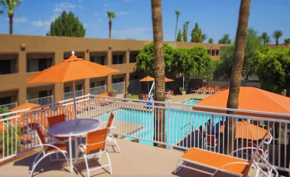 Bposhtels Scottsdale photo 3