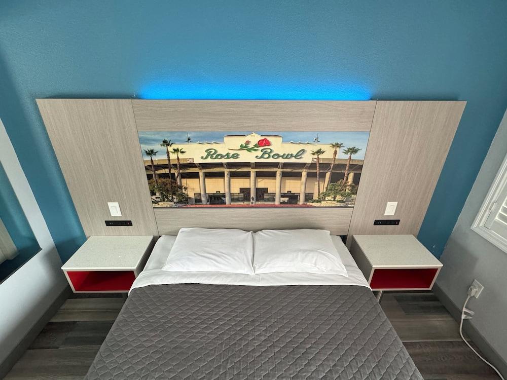 Lincoln Motel photo 9