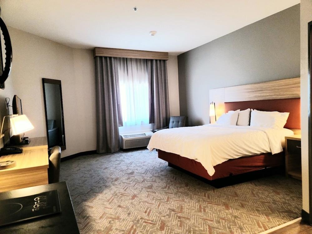 Candlewood Suites Mount Pleasant by IHG photo 20