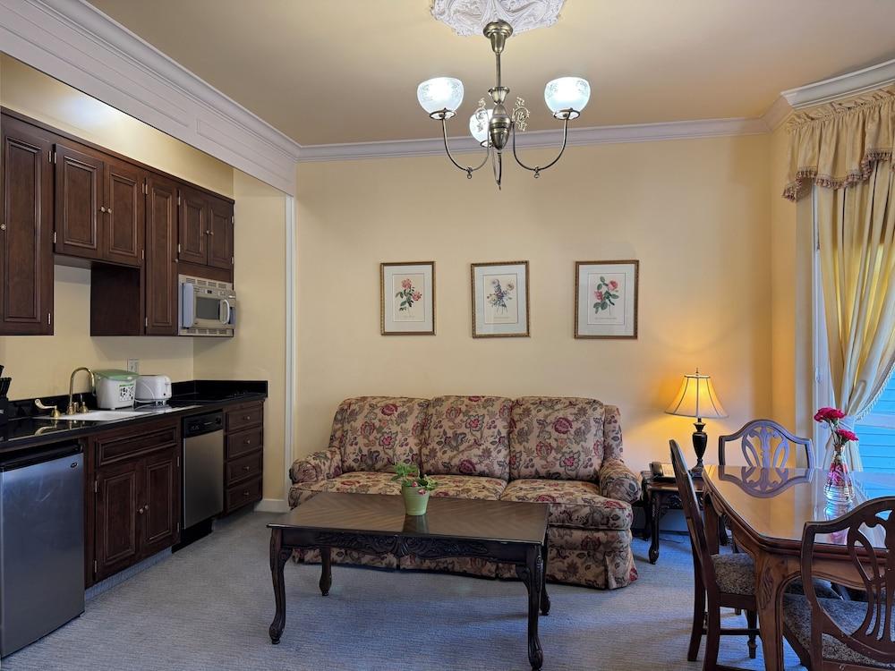 Nob Hill Inn photo 21