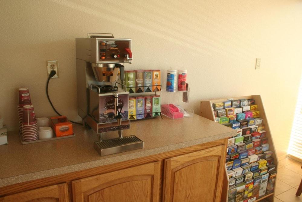 Highland Country Inn photo 31