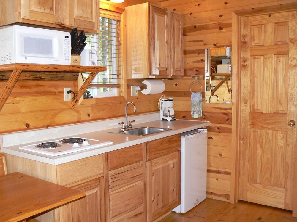 Smoky Bear Ranch Bed & Breakfast & Cabins photo 25