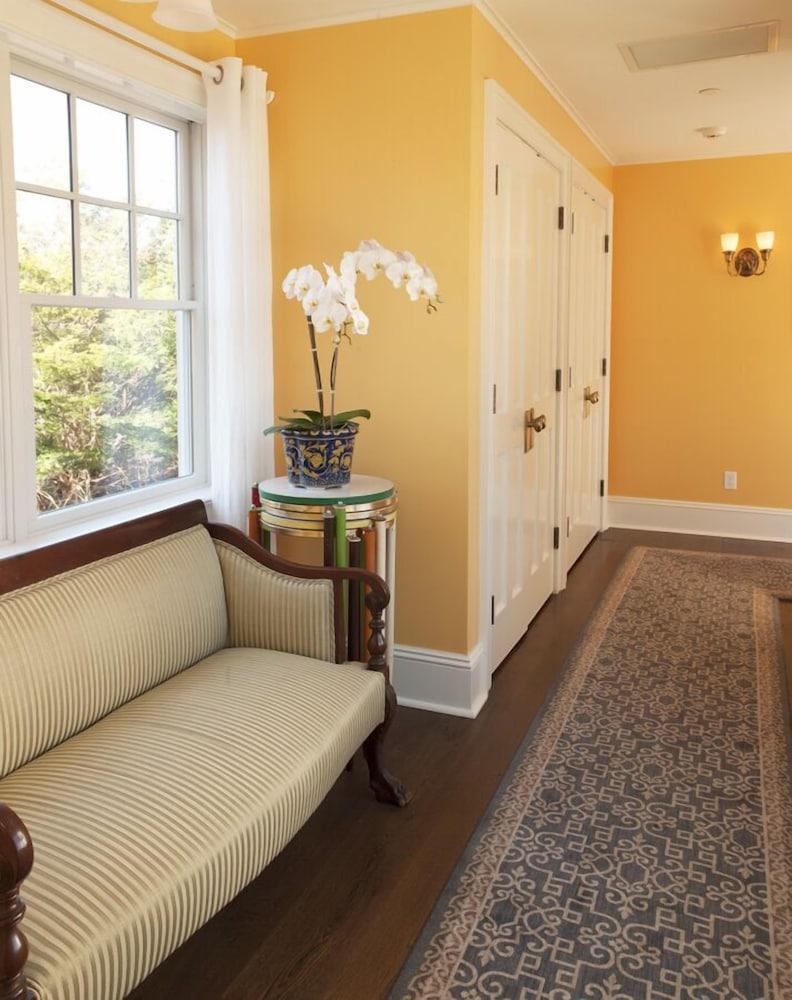 Bridgehampton Inn photo 8
