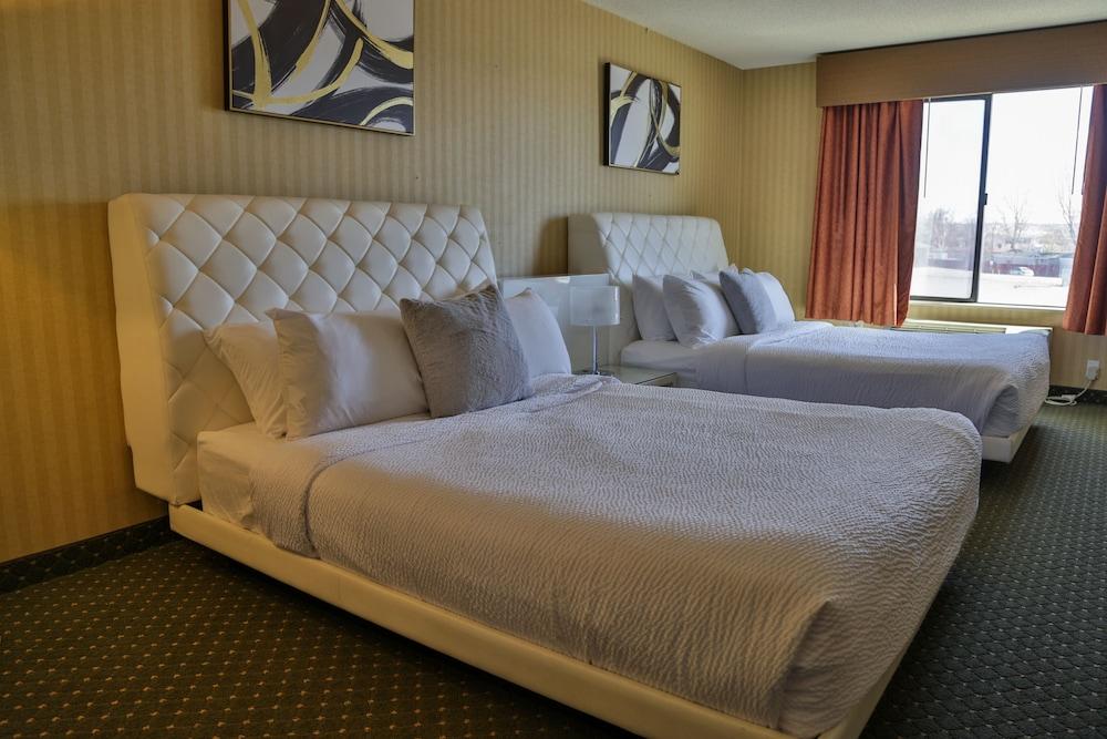 Sweetwater Lodge photo 18