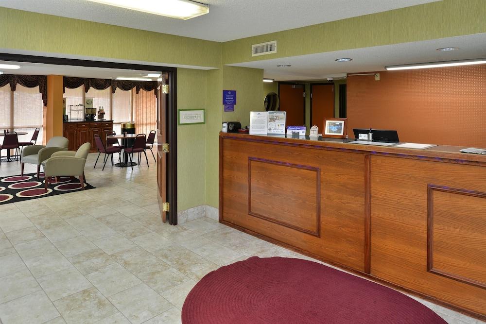 Americas Best Value Inn & Suites Sheridan photo 10