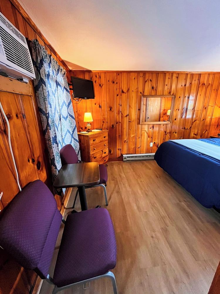 Blue Jay Motel photo 7