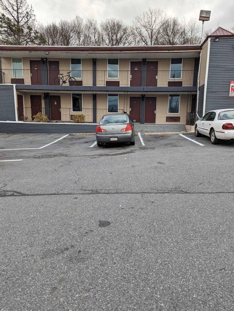 Executive Inn Coopersburg photo 14